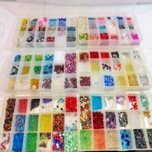 Huge Mixed Lot of BEADS Jewelry Making Craft Supplies Includes Containers